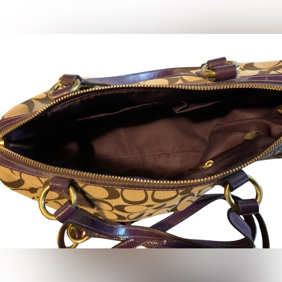 Coach purse crossbody or shoulder - Picture 3 of 4